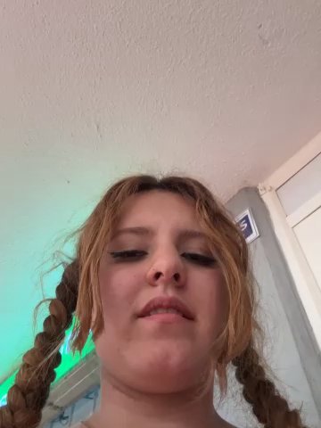 MADAME-ARLETTE live cam screenshot malefemale from Colombia on Ufotopia – Live Cams & Video Chat Community — screenshot #1