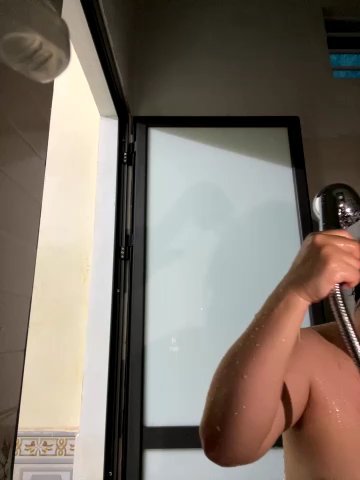 Hachi_Sweetbabie_ live cam screenshot female from Vietnam on Ufotopia – Live Cams & Video Chat Community — screenshot #1