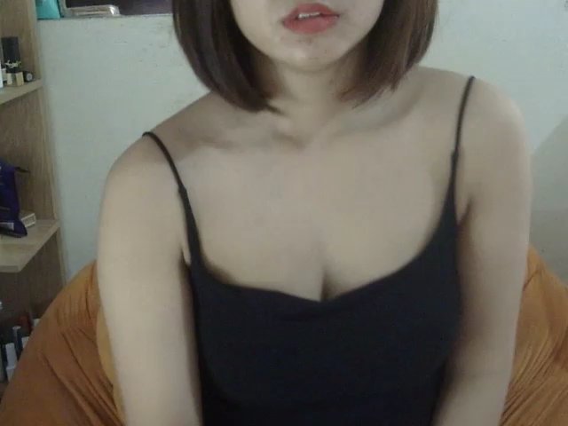 anna-sweet69 live cam screenshot female from Vietnam on Ufotopia – Live Cams & Video Chat Community — screenshot #1