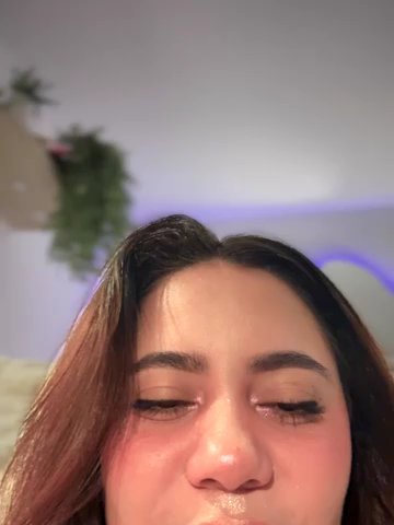 Aryrosee live cam screenshot female on Ufotopia – Live Cams & Video Chat Community — screenshot #1