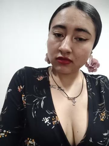 _Sarah-Office1 live cam screenshot malefemale from Colombia on Ufotopia – Live Cams & Video Chat Community — screenshot #1