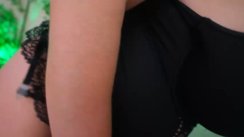 HappyLisa live cam screenshot female from China on Ufotopia – Live Cams & Video Chat — screenshot #8